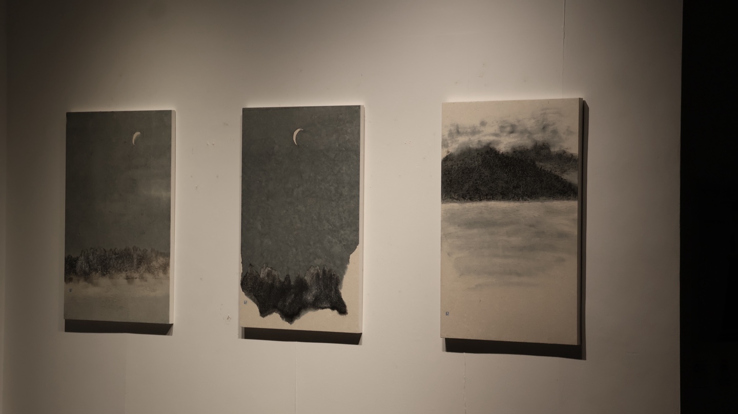 레일조명 배치법: 갤러리에서 그림 조명을 맞추는 순서